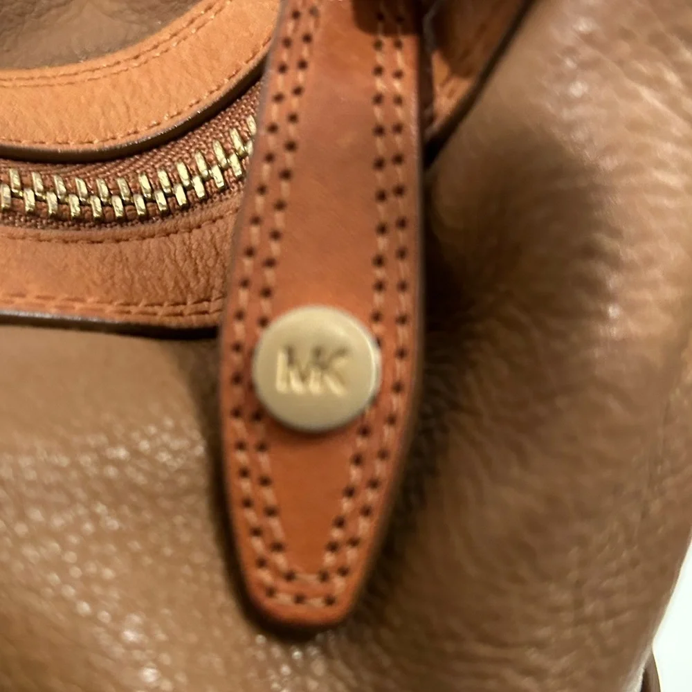 Michael Kors Pebble Leather & Leather Strap Mirror Image Shoulder Bag - Picture 10 of 14